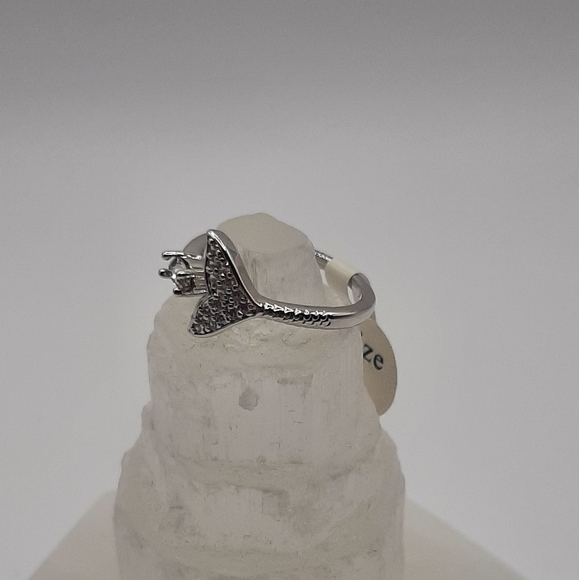 R893 Little Mermaid Ring Plated - Fragrant Jewels - Picture 2 of 8